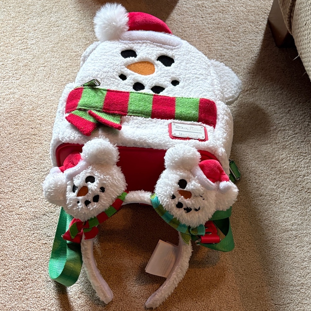 Snowman Loungefly backpack and ears set